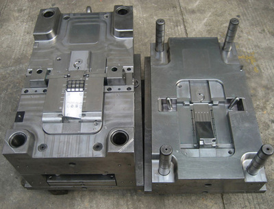 濟南模具廠:塑料模具制品上為什么會產生氣泡?