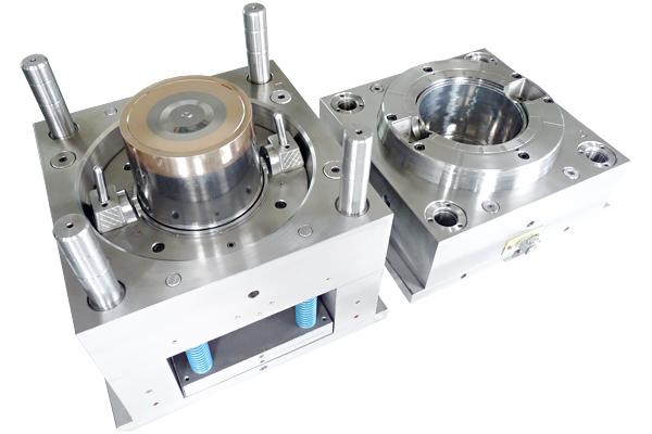 當(dāng)互聯(lián)網(wǎng)基因&ldquo;入侵&rdquo;塑料模具行業(yè) 期待華麗轉(zhuǎn)身-模具-塑料行業(yè)-