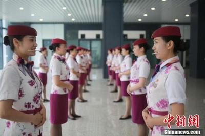 【重慶&ldquo;動(dòng)姐&rdquo;禮儀培訓(xùn)備戰(zhàn)鐵路調(diào)圖】全國(guó)鐵路即將迎來(lái)&ldquo;7.10&rdquo;調(diào)圖。近日_傻大方&middot;悅讀