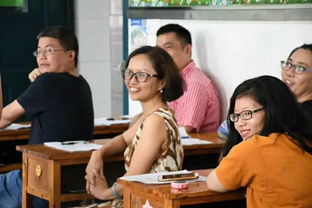 一名優(yōu)秀的教師需要注意哪些禮儀 重慶誠善中學(xué)教師禮儀培訓(xùn)受贊