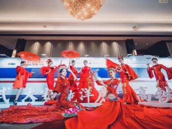 重慶開業(yè)慶典全攻略 禮儀攝影、舞龍舞獅與舞臺(tái)搭建一站式服務(wù)